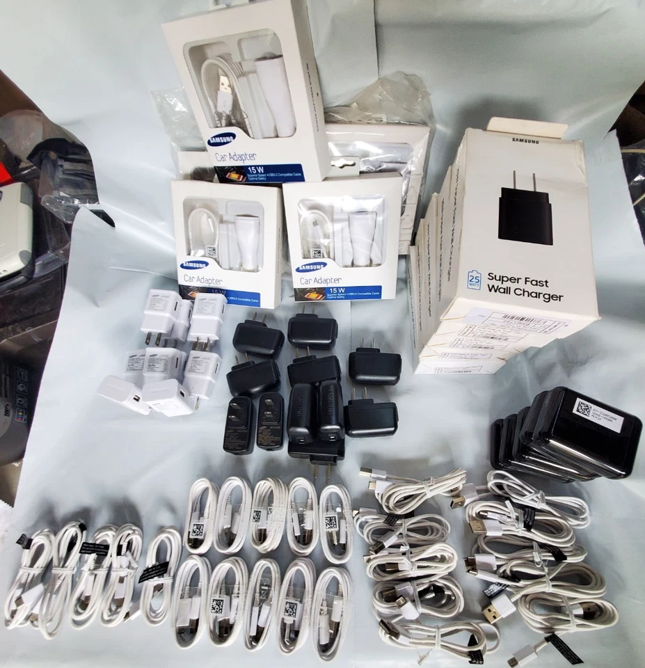 New Wholesale Bulk Lot of 65 PCs GENUINE SAMSUNG Adaptors Headphones and Cables - Image 2 of 4
