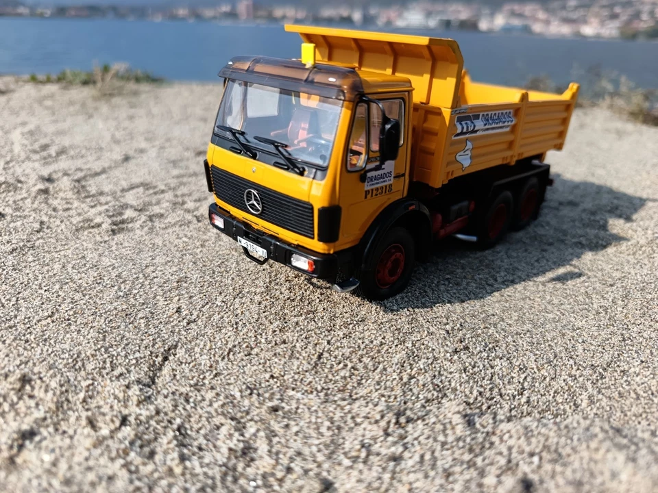 Camion Epoca Vintage Truck Mercedes-Benz 2626 AK 1990 Die Cast Model 1/43 - Immagine 2 di 4