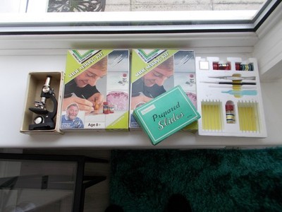LUMEX MINI MIKROSKOP + 2 HUMBROL SLIDE MAKING KITS GREENKAT PREP SLIDES RESTPOSTEN