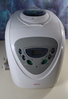 Sunbeam 5891 Programmable Bread Maker Machine - White