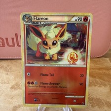 FLAREON 26/90 POKEMON CARD UNDAUNTED REVERSE HOLO