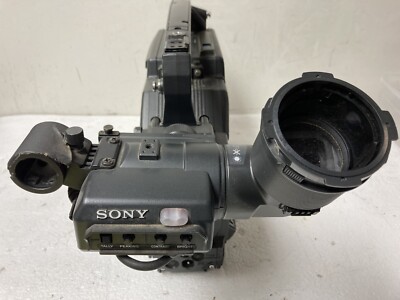 Sony Betacam SP PVV-3 w/ Sony DXC-D30WS & DXF-701WS Untested For