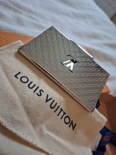 Louis Vuitton Palladium Metal Champs-Elysees Card Holder. New Few Minor Marks - Picture 7 of 23