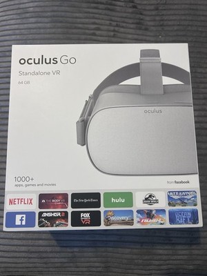 Oculus Go 64GB Standalone Virtual Reality Headset - Complete Mint Condition