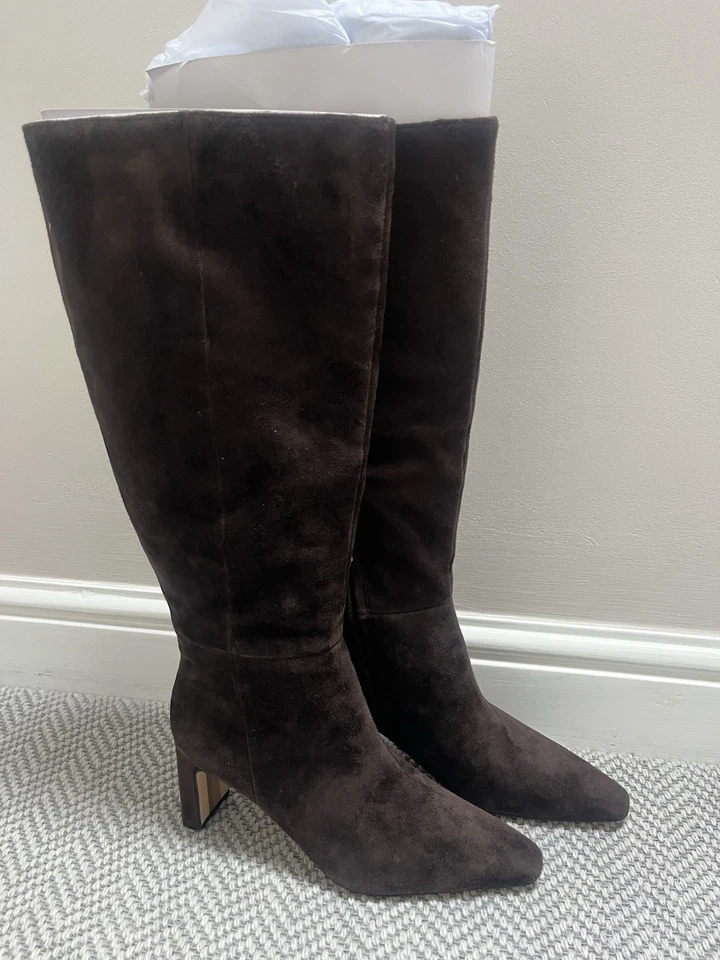 Bota Sam Edelman Marrón Gamuza Tacón Sylvia Talla 9.5 Pierna Ancha - Imagen 2 de 4