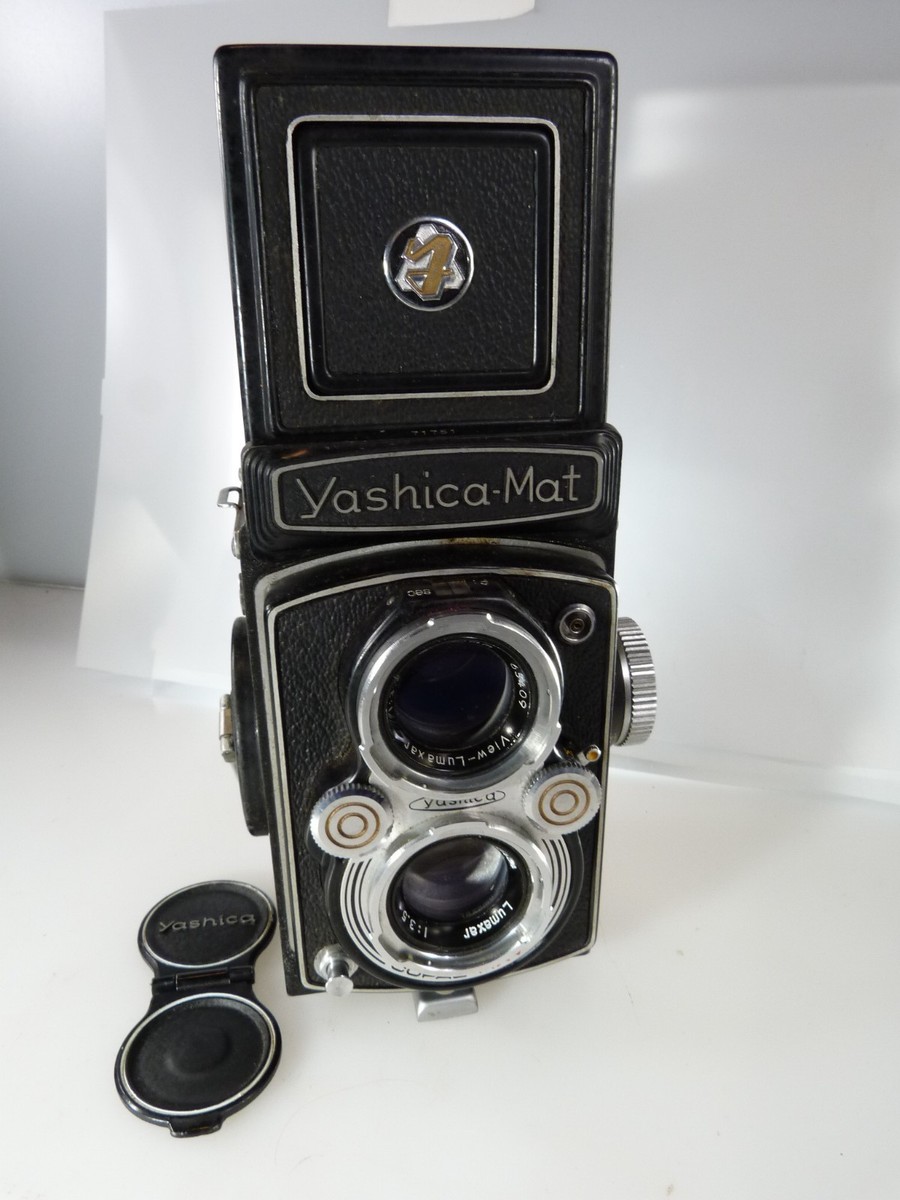 ヤシカ YASHICA-MAT LM 美品 Yashica Mat LM Medium Format TLR Camera (120 Film)