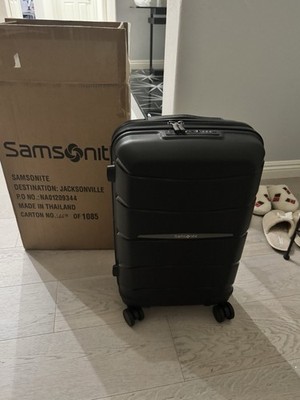 Samsonite Outline Pro 22'' Carry-On Spinner Polycarbonate Luggage, Black