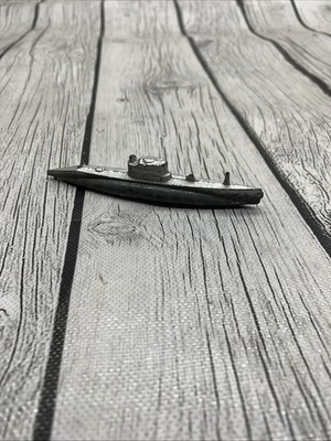 Vintage 1942 Tootsie Toy Submarine Damaged