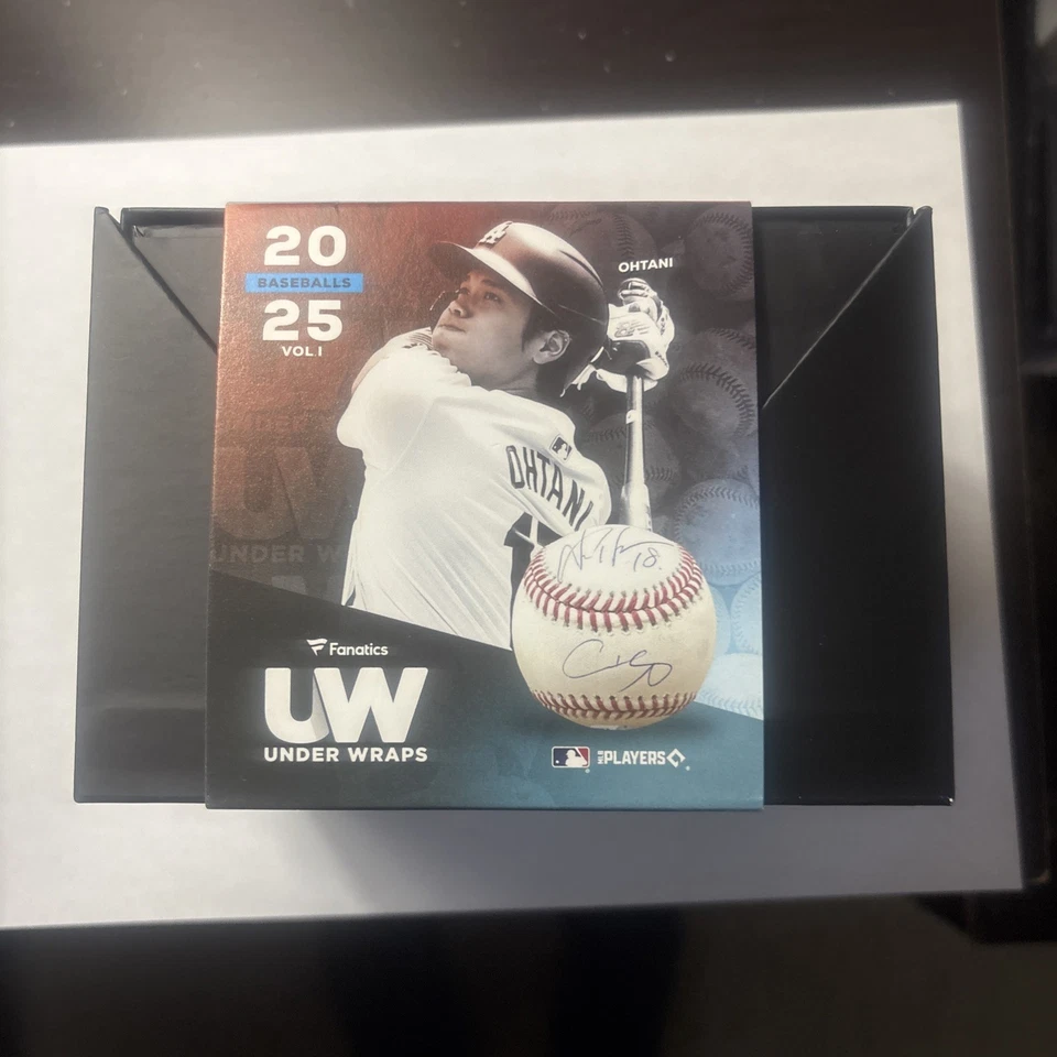 Béisbol 2025 Fanatics Under Wrap autógrafo Nolan Arenado Foto 2 de 4