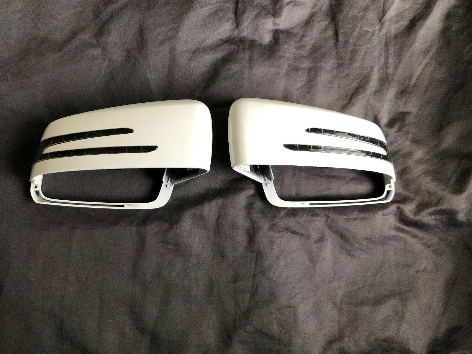 MERCEDES BENZ E-CLASS MIRROR COVERS A2129067301 A2129067201 OEM 