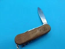 USED VICTORINOX HUNTSMAN WOOD SWISS ARMY SAK POCKET KNIFE MADE IN SWITZERLAND b1