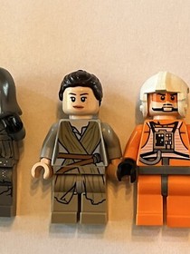 Lego Star Wars Lot Of 5 R2-D2 Pilot Rey Thug 75099