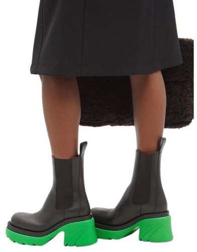 Flash Contrast-sole Tire Ankle Boots EU 