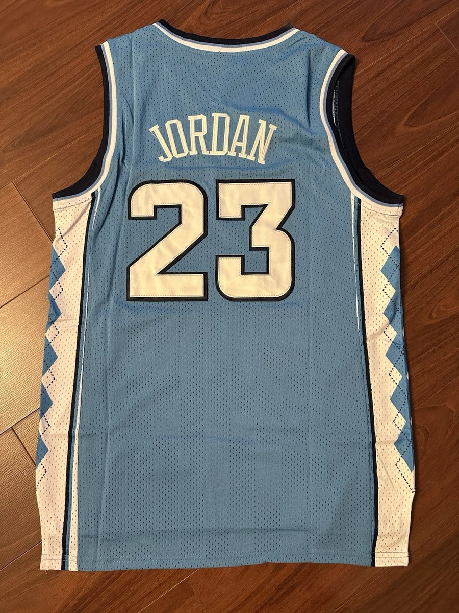 nba カレッジ　ユニフォーム　ノースカロライナ　マイケル　ジョーダン マイケル ジョーダン ノースカロライナ大学時代 ウォーミングアップ