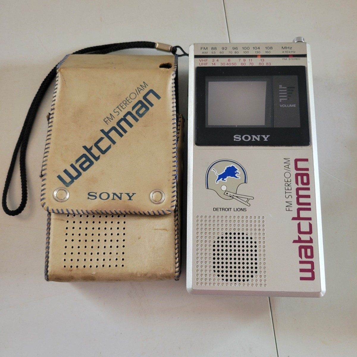 LP//SONY FD-30 TV - FM STEREO/AM レシーバー watchman ポータブル