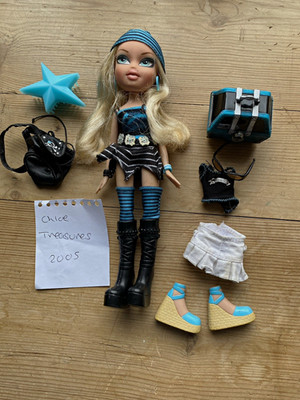 MGA Bratz Chloe Treasures! Mit Original Outfit & Brust 2005