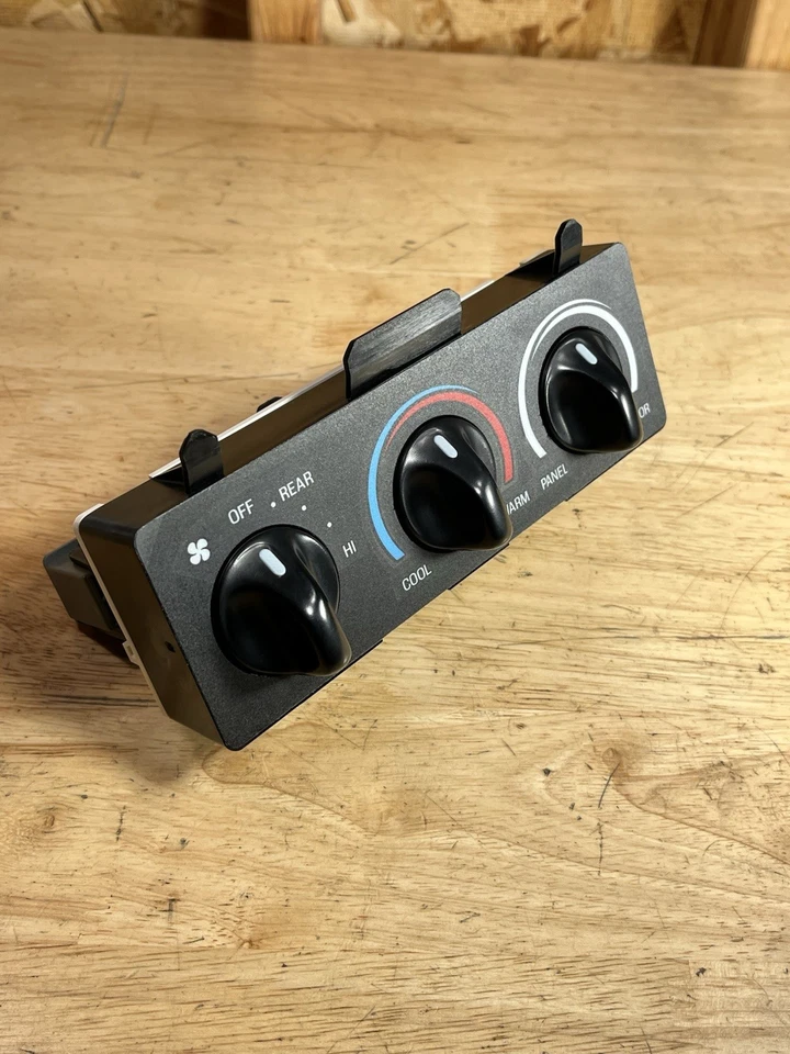 ✅1999-2002 Ford Expedition Front Overhead Climate Control OEM (Controls Rear) - Image 3 of 4