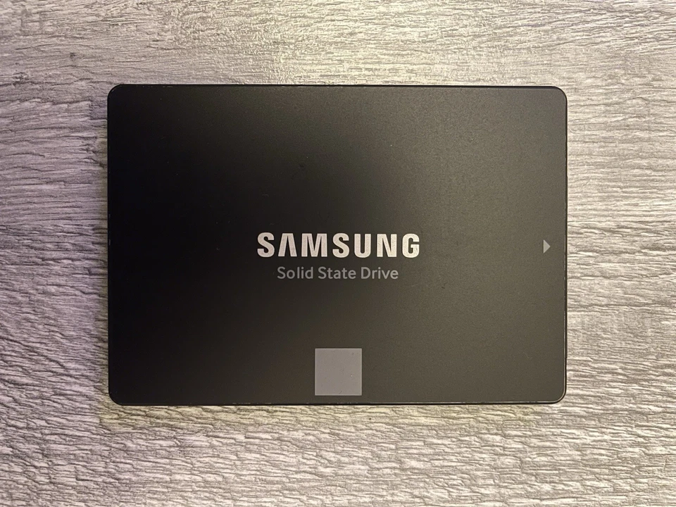 Samsung 850 EVO 870 EVO Festplatte, 2x1TB SSD, 2,5 Zoll, Intern, SATA III