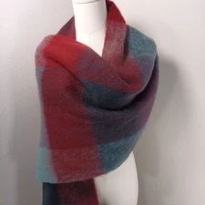 NWT TAHARI Blanket Scarf 78x18 Inch