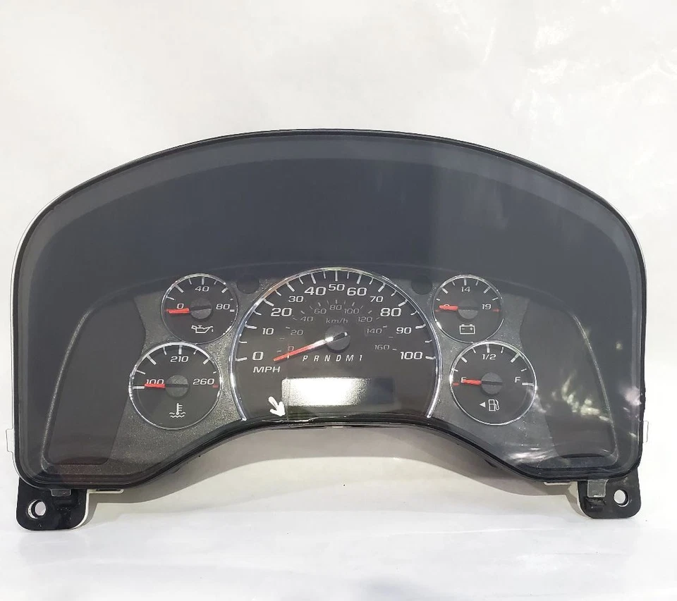 2017 吉姆西 Savana 3500 原始设备制造商速度计有裂纹见图片 23417242 — 第 4/4 张图片