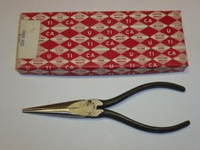 NOS! VINTAGE UTICA 6-1/4" CHAIN NOSE PLIERS, Model: 1033-6, Made in USA!