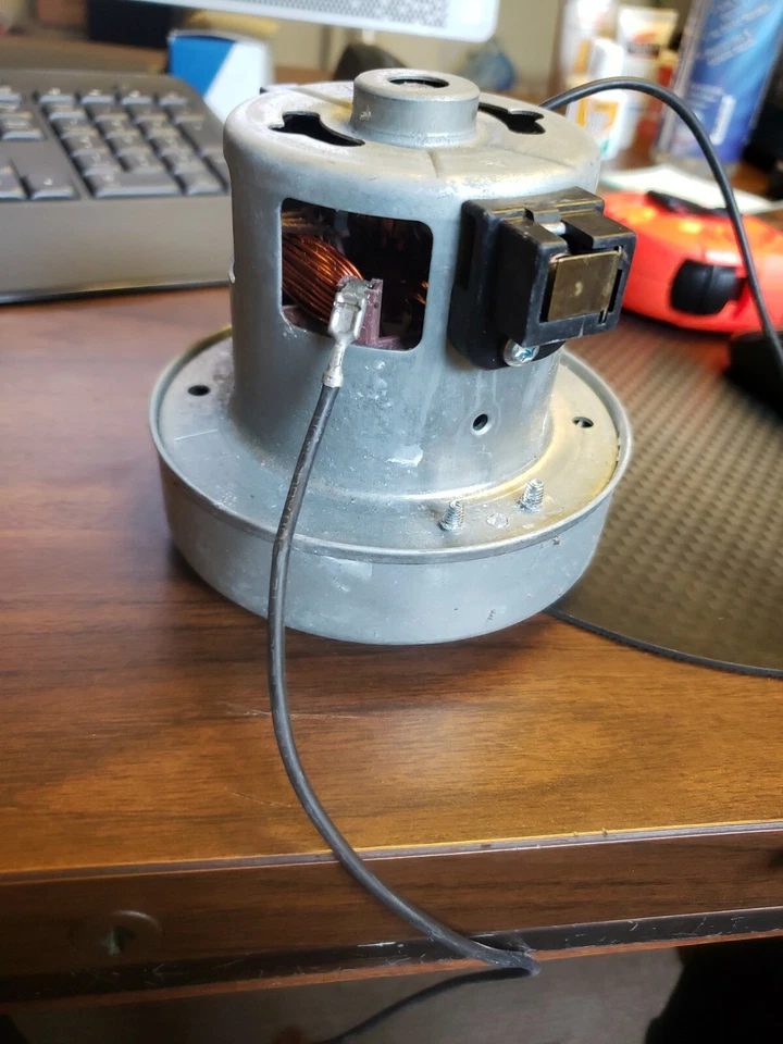 NEW ELECTROLUX VACUUM CLEANER MOTOR 7500-002-63 120VAC 60HZ OEM FITS Z1860 - Image 3 of 4