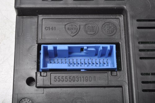 FIAT PUNTO EVO Caja De Fusibles Módulo Unidad De Control 51882404 - Imagen 2 de 4