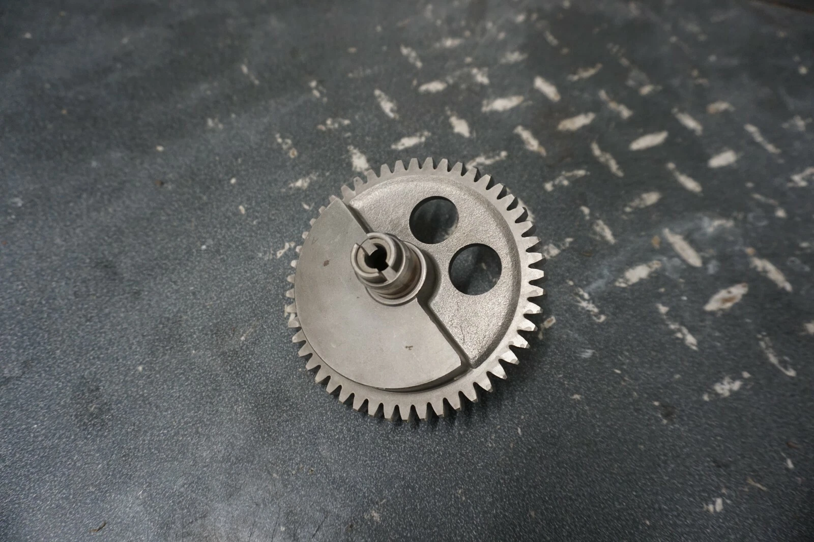 1999-2005 Ultra 150 Kawasaki Jetski OEM Front Engine Crankshaft Balancer Gear