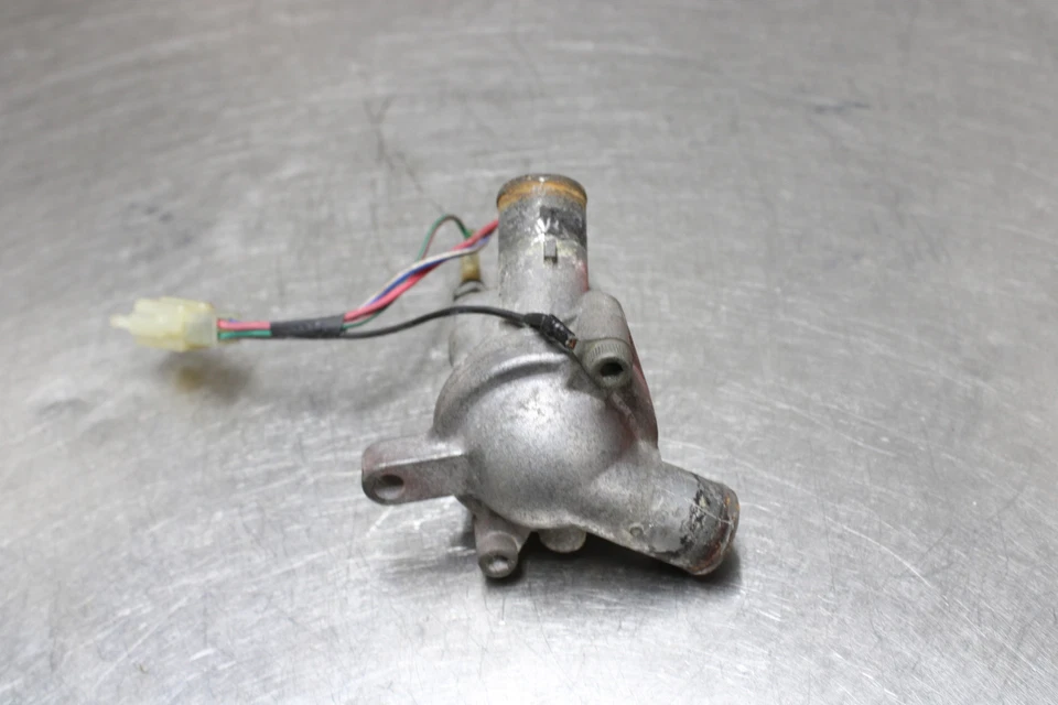 97-07 YZF600R YZF600 YZF 600 Thermostat Housing Foto 3 de 4