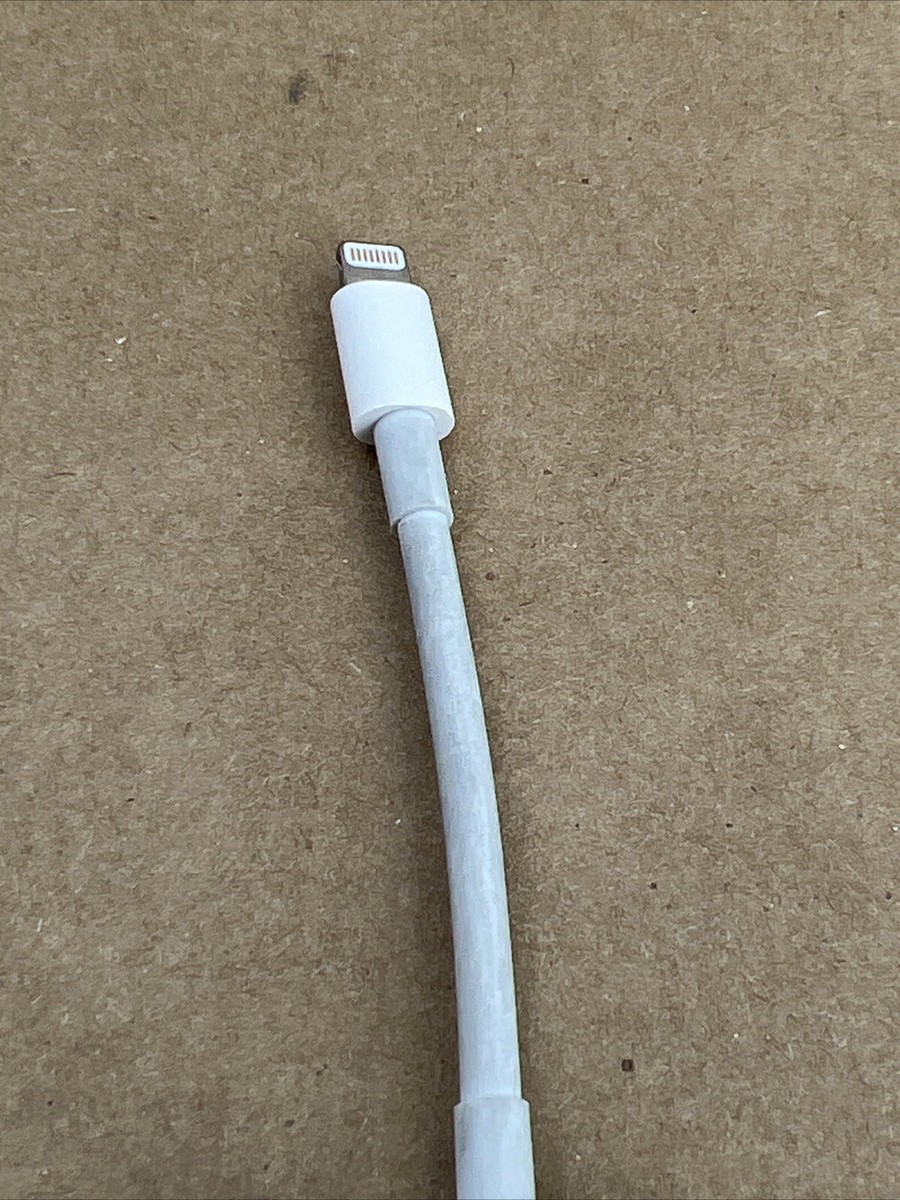Apple A1438 Lightning Digital AV Adapter Lightning to HDMI