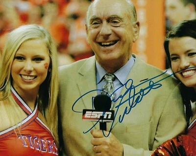 GFA NCAA Espn Basketball Animateur Dick Vitale Signé 8x10 Photo D3 COA - Photo 1/2