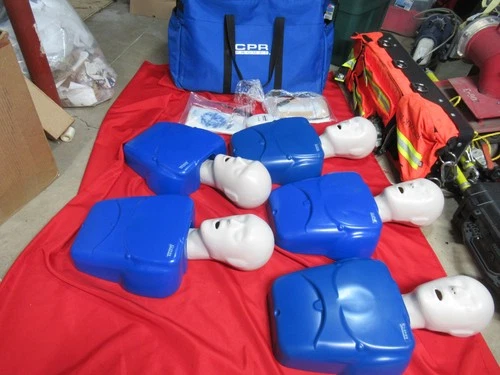 5 FIVE Namco CPR Prompt Training Manikin Adult WITH CARRY BAG EXTRAS