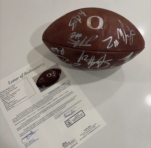 Oregon Ducks Game used 2013 Football Signed Autographed By 8 NFL Guys JSA Auto