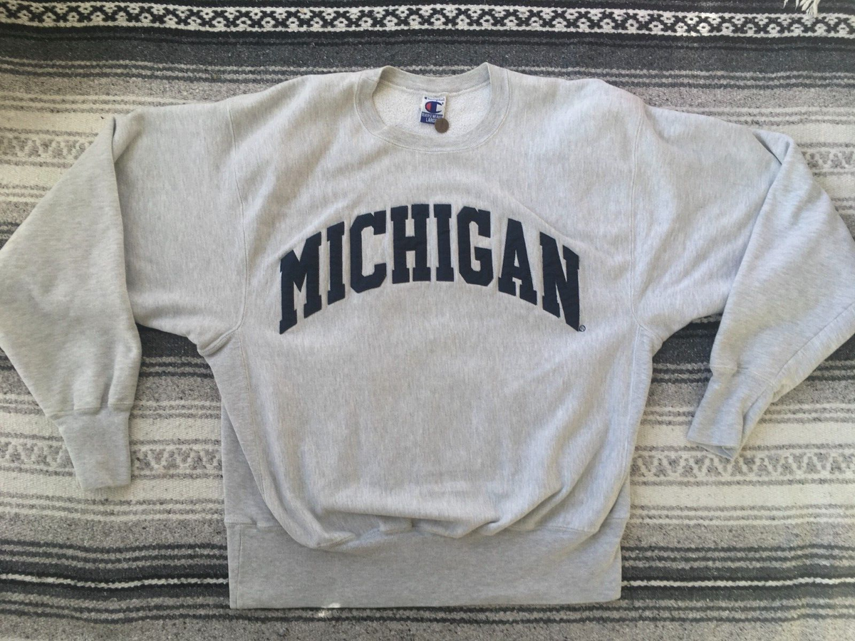 Vintage 90 Champion Reverse Weave Sweatshirt Adult LARGE