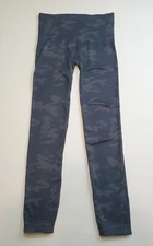 Spanx Look At Me Now Seamless Leggings Camo Size Medium High Rise Slimming Black