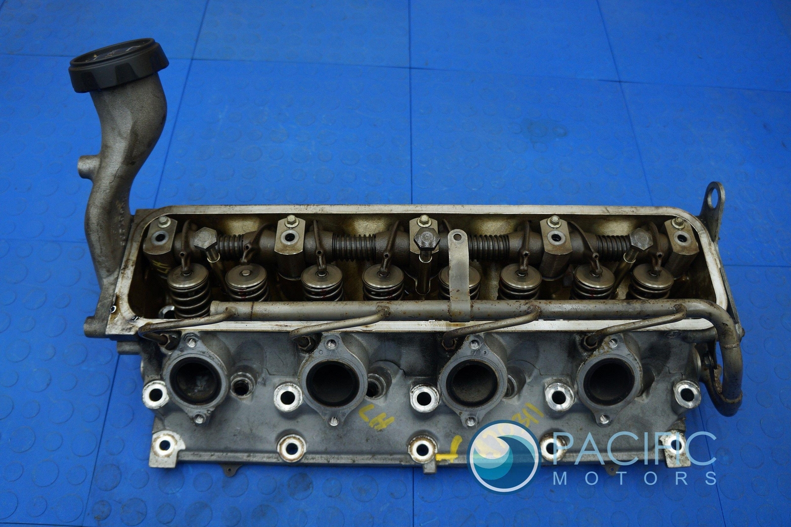 LH Complete Cylinder Head Assembly & Valve Cover PB100658PC Bentley Arnage
