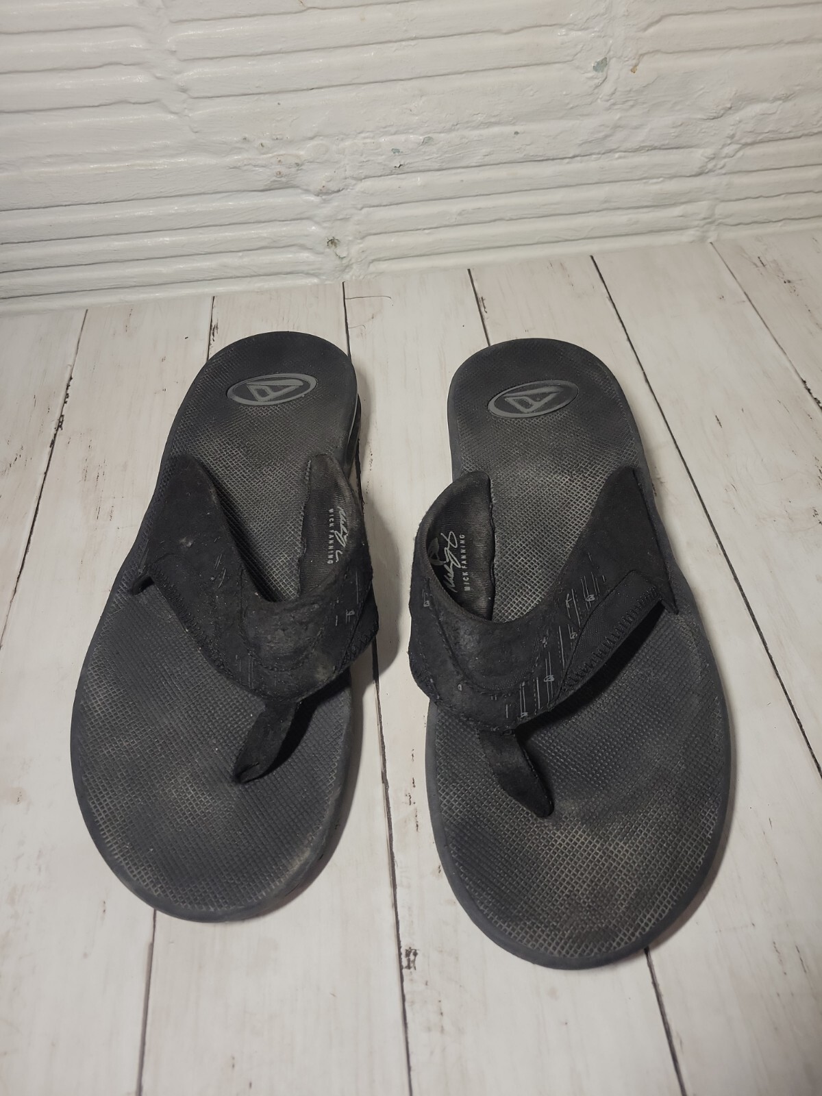 Mens Reef Flip Flops Fanning Bottle Opener Bottoms Bl… Gem