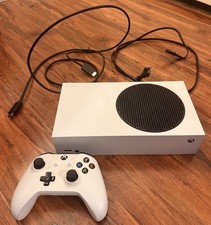 Microsoft Xbox Series S Console 512 GB White with Wireless Controller Wi-Fi HDMI