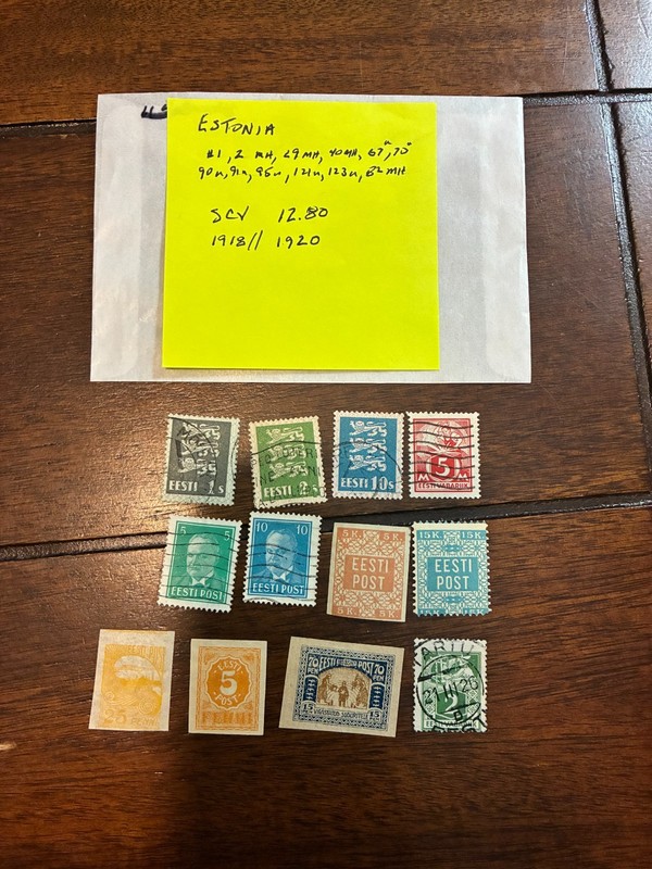 NHR E1 Estonia 12 Classic 1918-1920 Stamps Mint and Used SCV $12.80