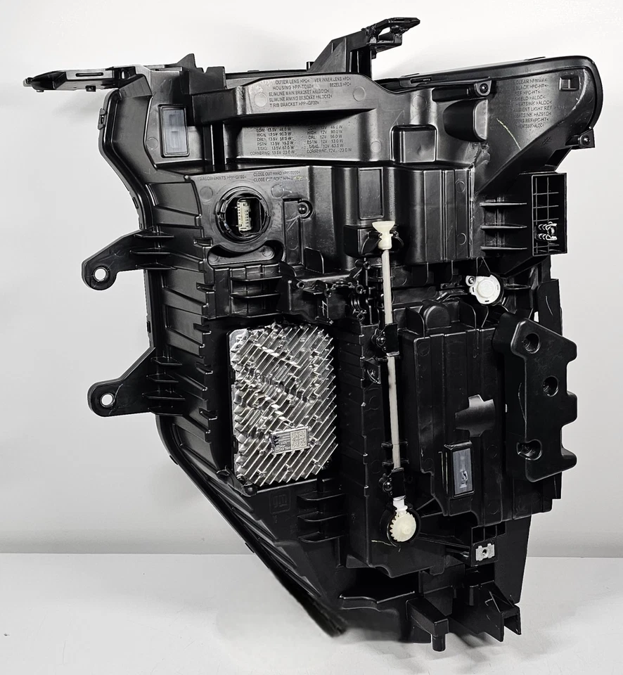 ¡BONITO! Faro pasajero derecho Cadillac Escalade V 2025-2026 LED OEM 85841987  Foto 2 de 4