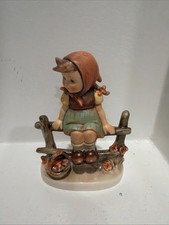 Vintage Hummel Goebel Figurine #112/I “Just Resting” W.GERMANY 1938