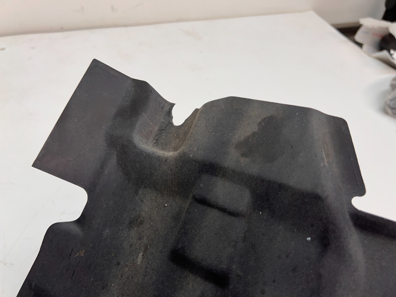 FERRARI 488 RH FRONT RIGHT REAR FENDER WHEEL LINER SECTION OEM 87307800