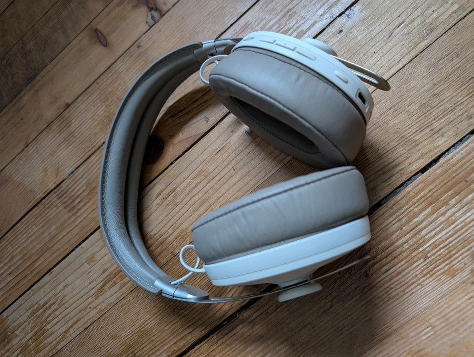 Sennheiser Momentum 3 Wireless, Foto 1 von 3