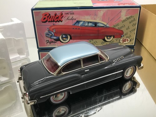 FIFTIES JAPAN TYPE 1950 BUICK SEDAN - TIN TOY -GREY+BLUE 1:18- GOOD IN BOX - Picture 10 of 11
