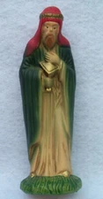 VINTAGE CHRISTMAS NATIVITY WISE MAN KING CERAMIC FIGURINE 5 1/4" TALL