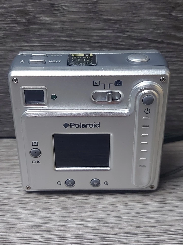 Polaroid PDC2070 2.1MP Digital Camera - Silver Parts Only  - Image 2 of 2