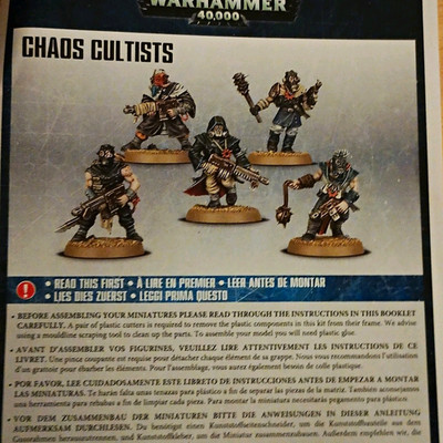 5x Warhammer 40k Chaos Cultists, im Gussrahmen inkl. Bases, neu