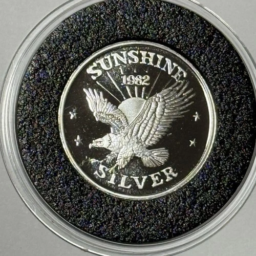 SCARCE 1982 Sunshine Mining Eagle 1/4 Troy Oz .999 Fine Silver PROOF Round Coin
