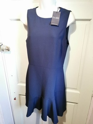 Schönes Damenkleid Dämmerung Schößchen Größe 12 marineblau neu mit Etikett