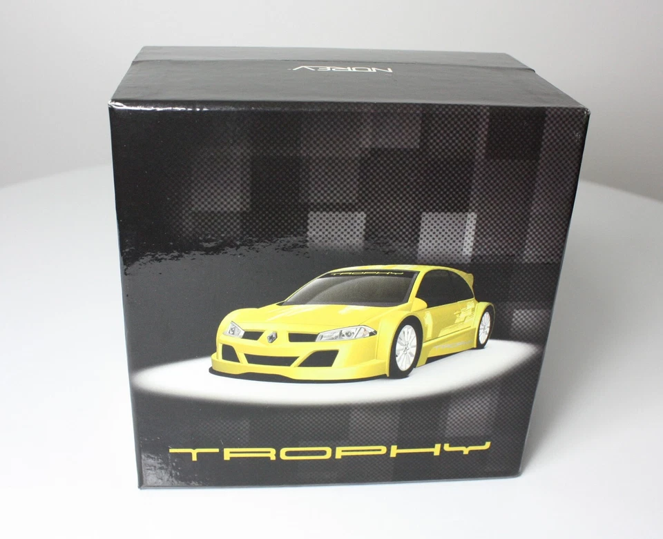 NOREV RENAULT MEGANE TROPHY PLUS NOREV RENAULT WIND CONCEPT CAR Foto 2 de 4